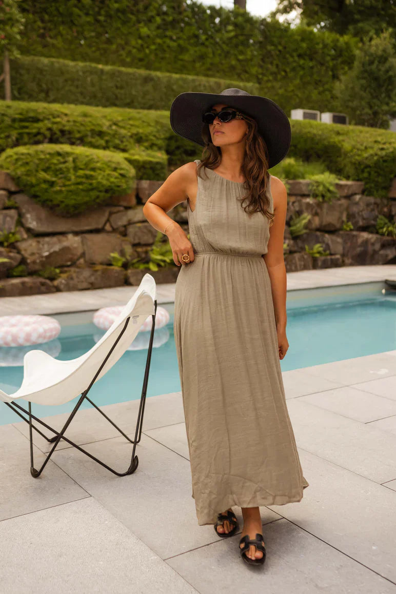 Sarah™ | The Summer Dress in Elegant Khaki